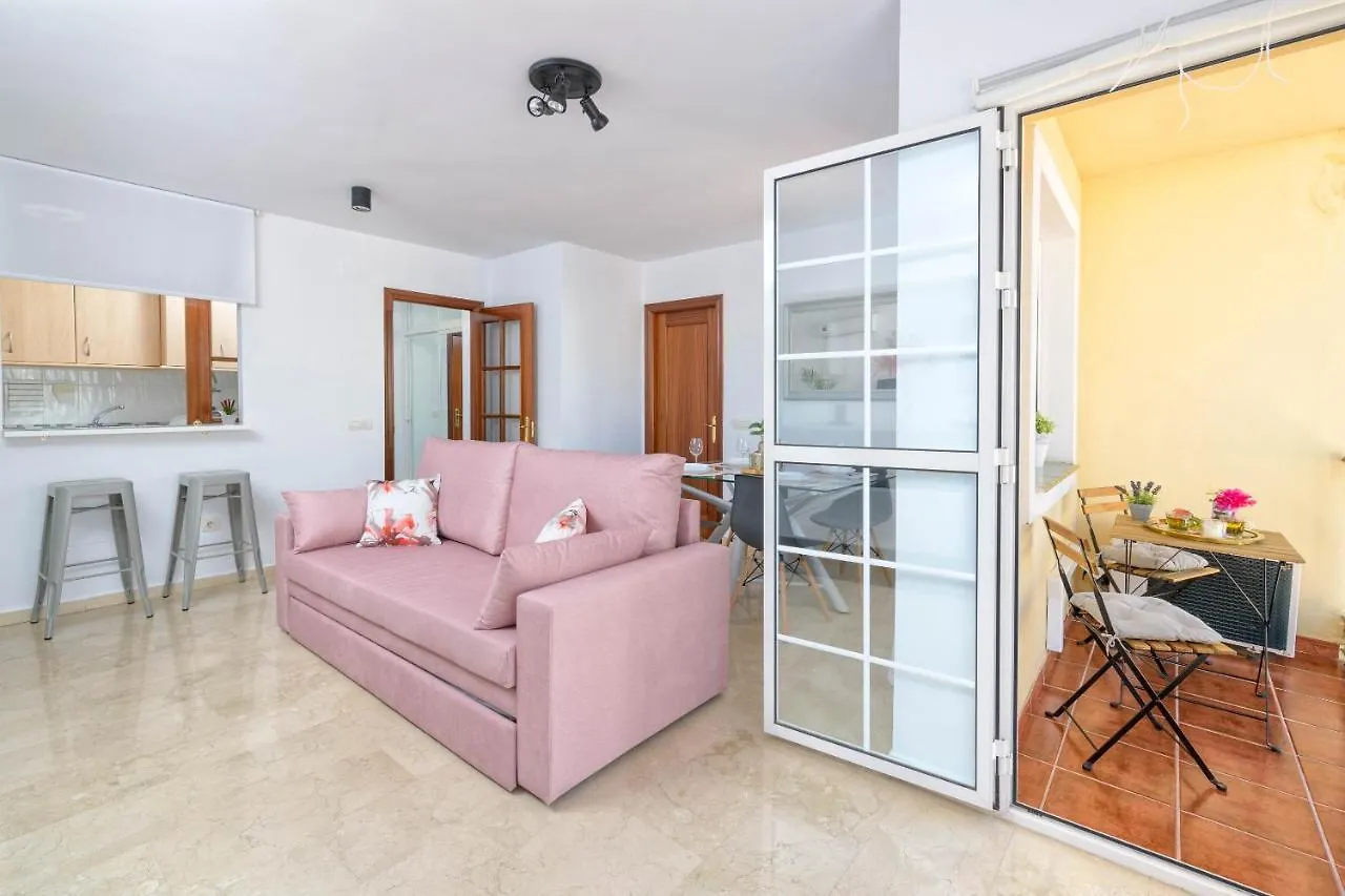 Wintowinrentals - La Estancia Free Parking Malaga Apartament